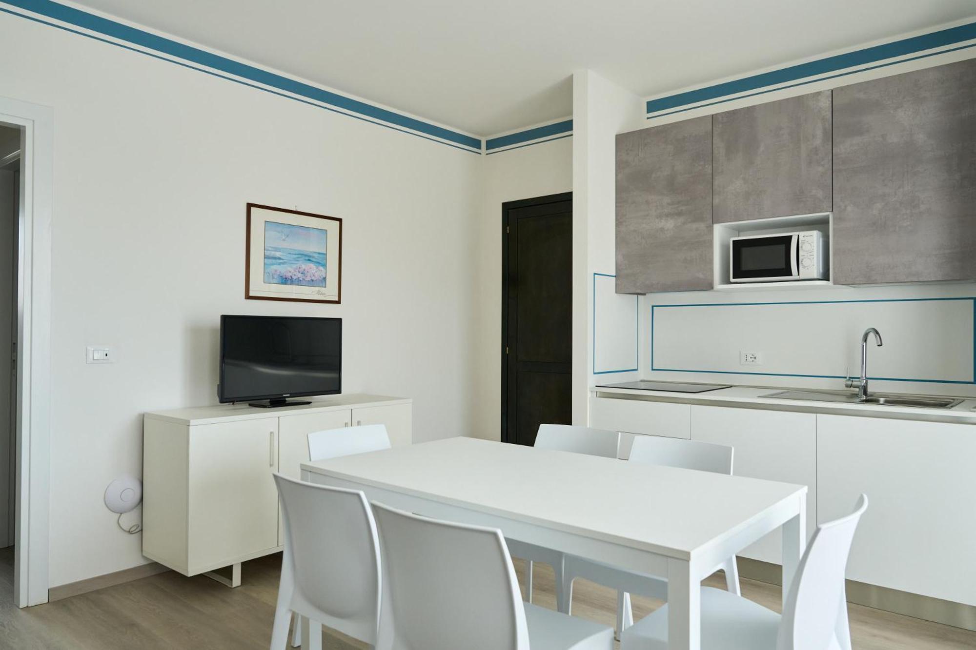 Appartamenti In Residence Portosole E Residence Tamerici Con Piscina-Cavallino Treporti Ngoại thất bức ảnh