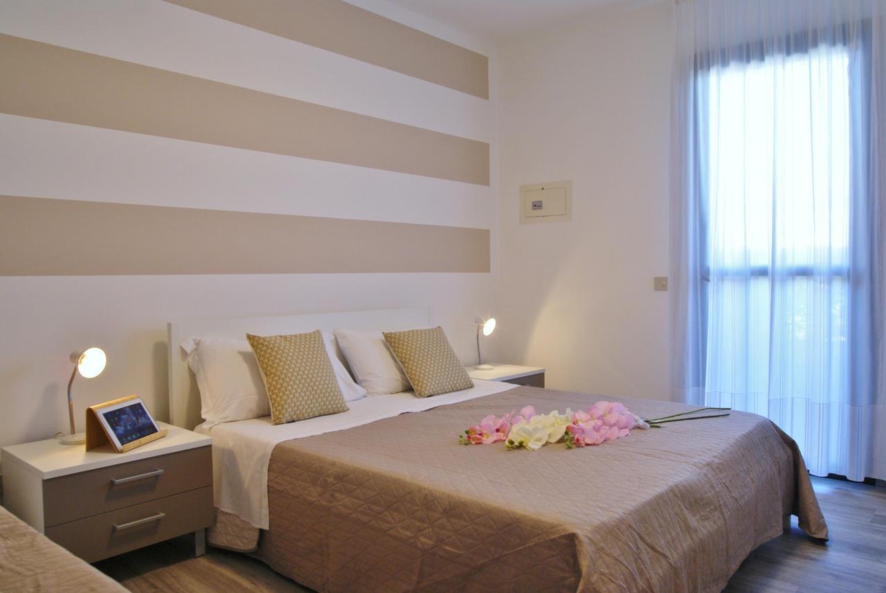 Appartamenti In Residence Portosole E Residence Tamerici Con Piscina-Cavallino Treporti Ngoại thất bức ảnh