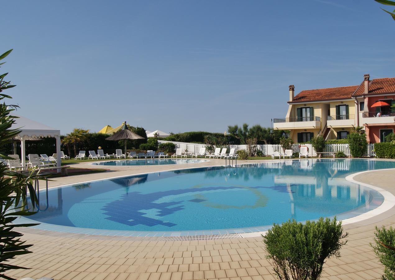 Appartamenti In Residence Portosole E Residence Tamerici Con Piscina-Cavallino Treporti Ngoại thất bức ảnh
