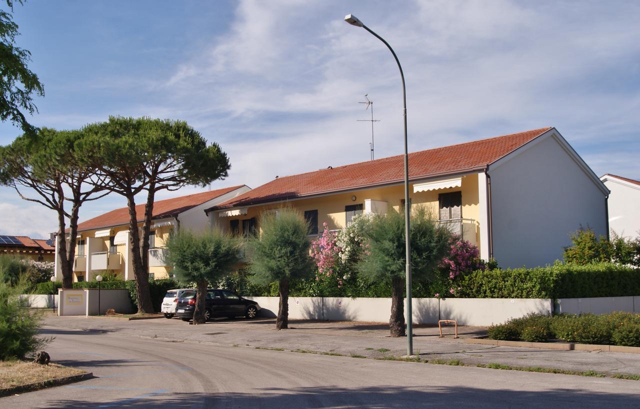 Appartamenti In Residence Portosole E Residence Tamerici Con Piscina-Cavallino Treporti Ngoại thất bức ảnh